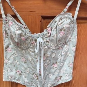 Sexy ! Pair of jeans w this Lace up corset